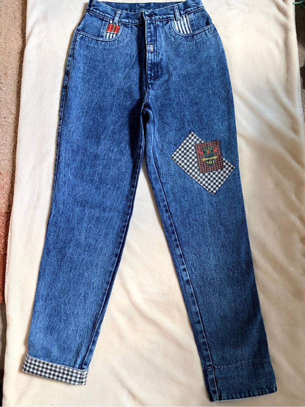 High-Waist Patchwork Dark Blue Denim Jeans with Gingham Accents